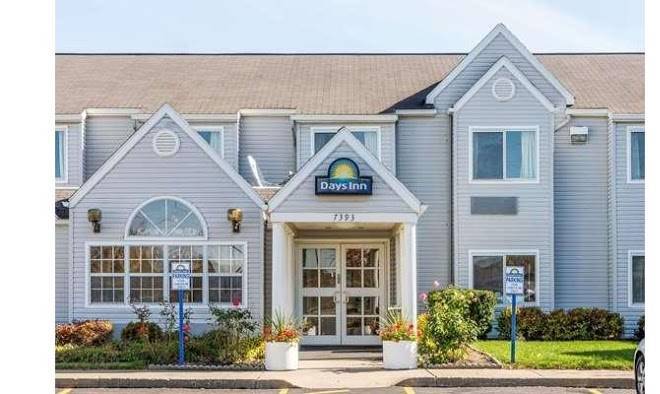 Days inn & suites by wyndham boardman