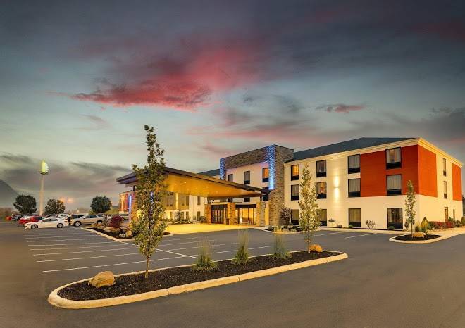 Holiday inn express & suites troy