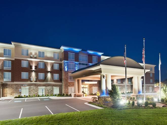 Holiday inn express & suites dayton south i 675