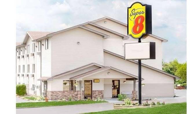 Super 8 by wyndham kent akron area