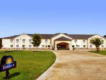 Days inn & suites by wyndham atoka
