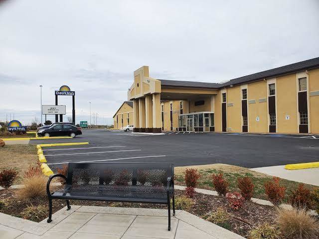 Days inn by wyndham lawton