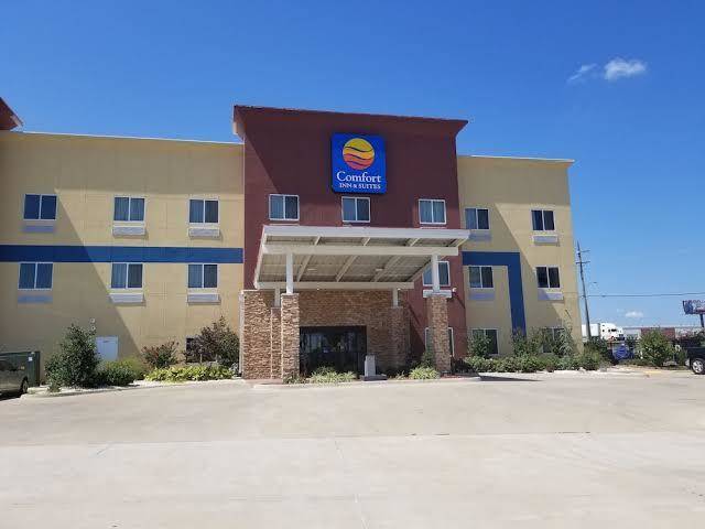 Comfort inn & suites tulsa i 44 west rt 66