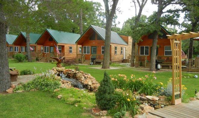 Lee's grand lake resort