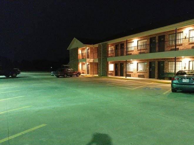 Twin lakes inn