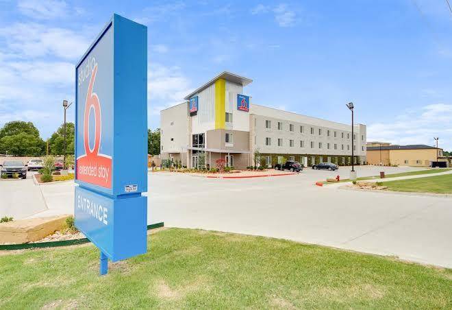 Candlewood suites muskogee
