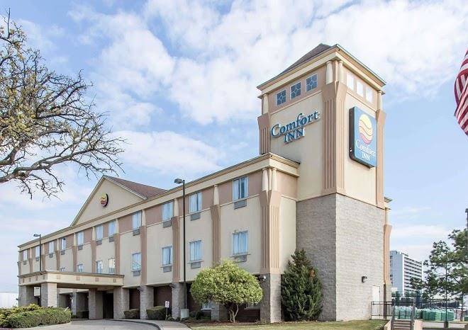 Comfort inn at northwest expressway