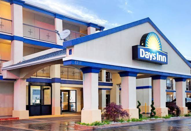 Days inn by wyndham oklahoma city moore