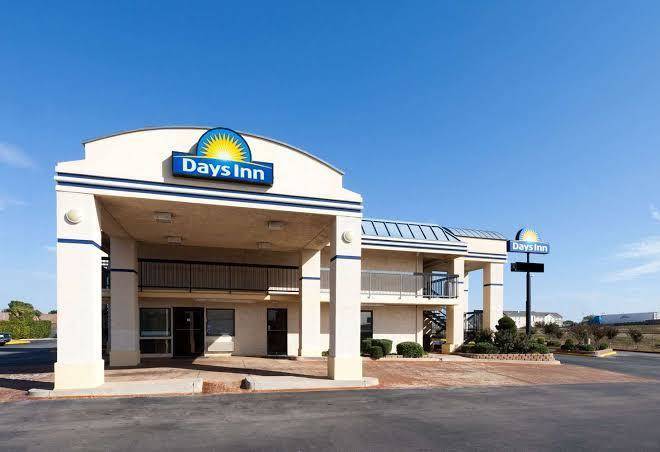 Days inn by wyndham oklahoma city west