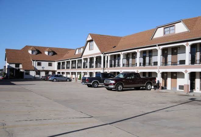 Executive inn