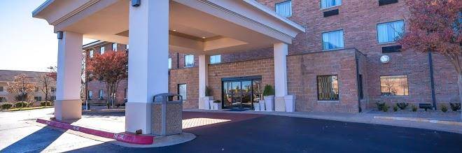 Holiday inn express & suites edmond
