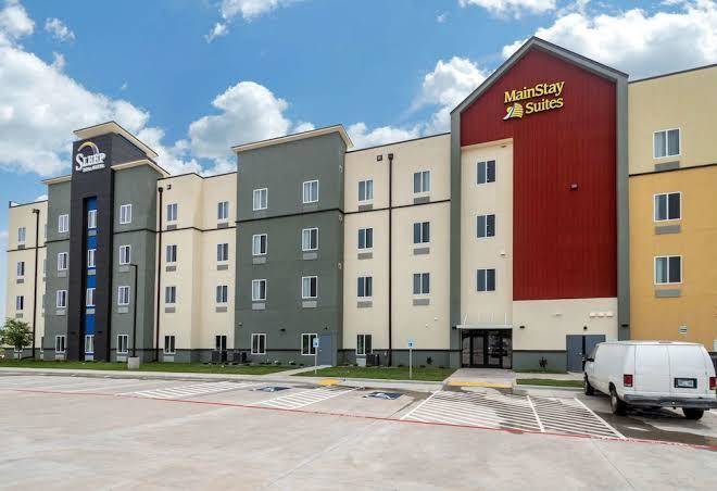 Mainstay suites