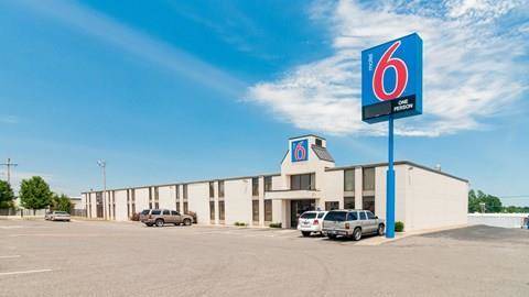 Motel 6 oklahoma city ok south