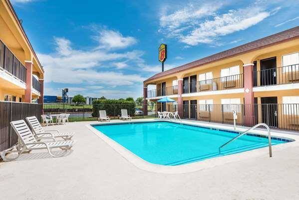 Super 8 by wyndham midwest city ok