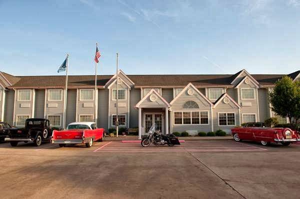 Happy days hotel