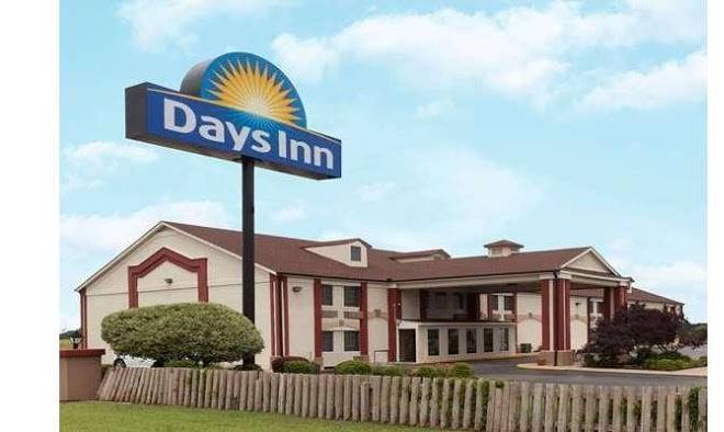 Days inn by wyndham shawnee