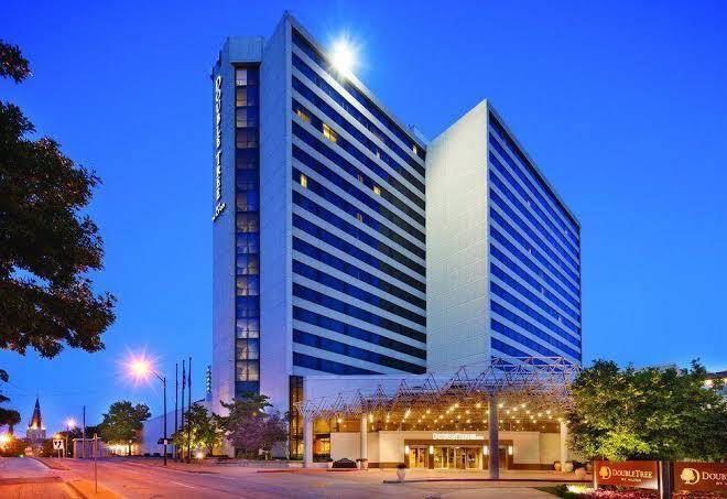 Doubletree by hilton hotel tulsa downtown