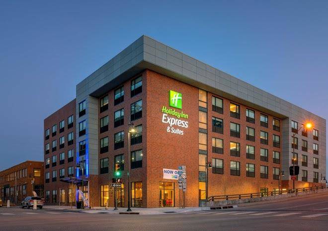 Holiday inn express & suites tulsa downtown
