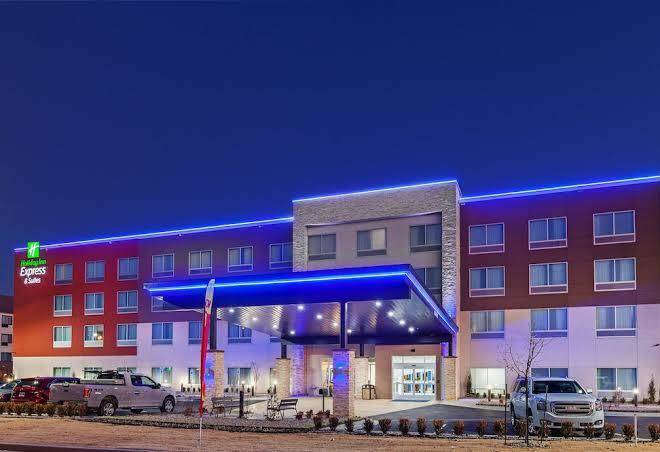 Holiday inn express & suites tulsa northeast owasso