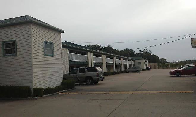 Peoria inn