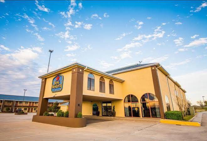 Quality inn & suites owasso us 169