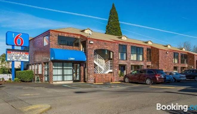Canby country inn
