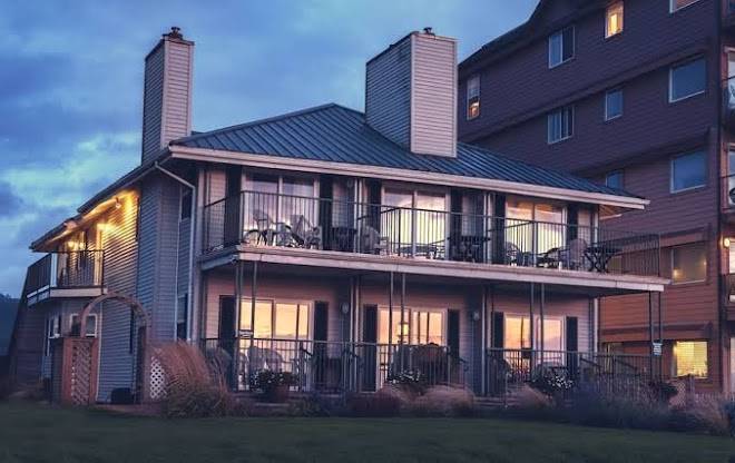 Inn at the prom