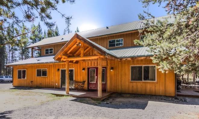 Diamondstone guest lodges