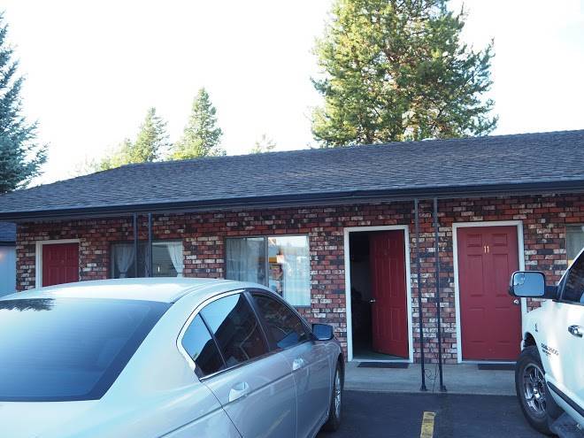 Highlander motel & rv park