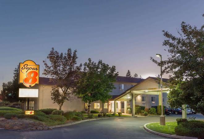 Super 8 by wyndham bend
