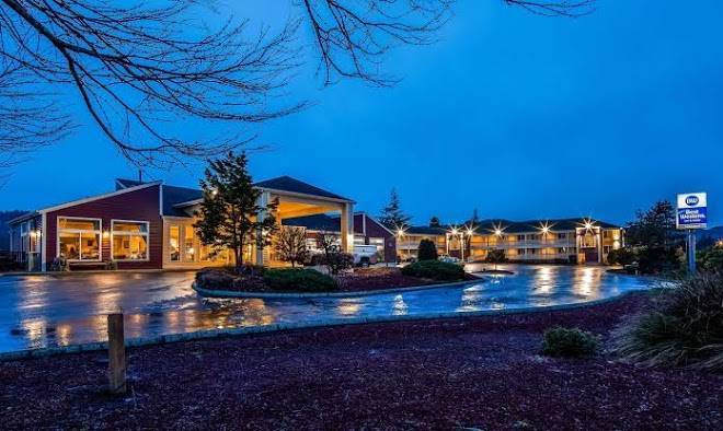 Best western salbasgeon inn & suites of reedsport