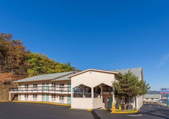 Howard johnson by wyndham roseburg