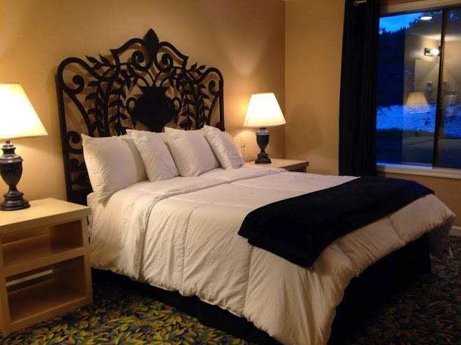 Umpqua river inn & suites