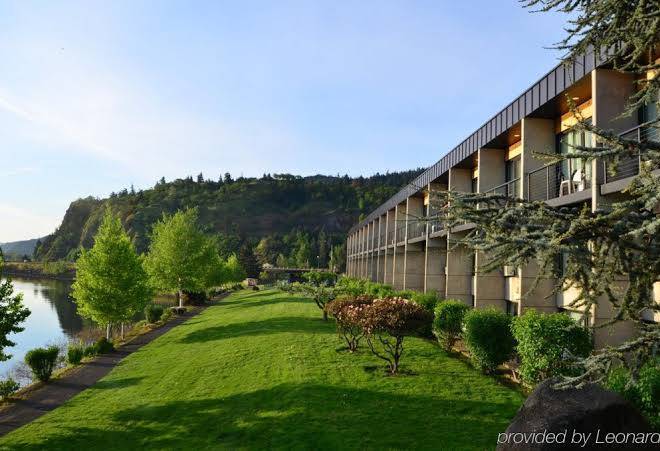 Best western plus hood river inn