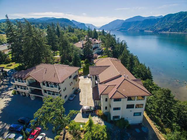 Columbia cliff villas hotel