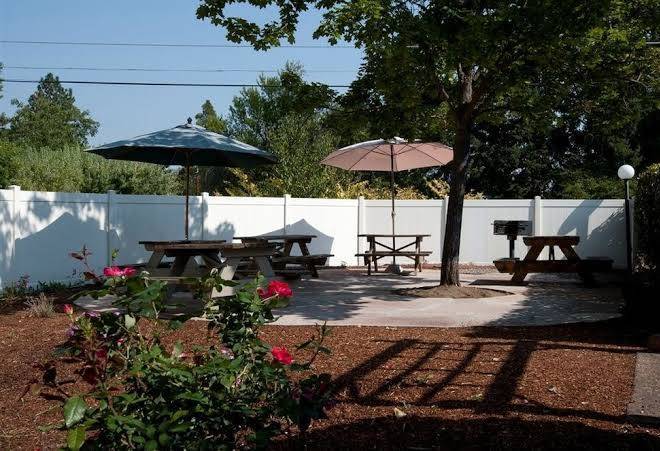 Flagship inn ashland