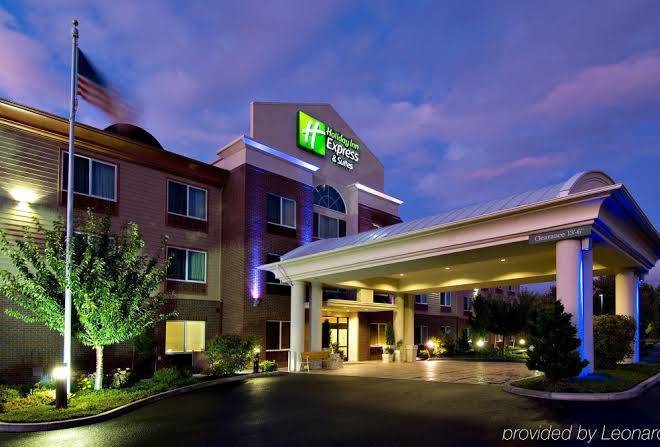 Holiday inn express & suites medford central point