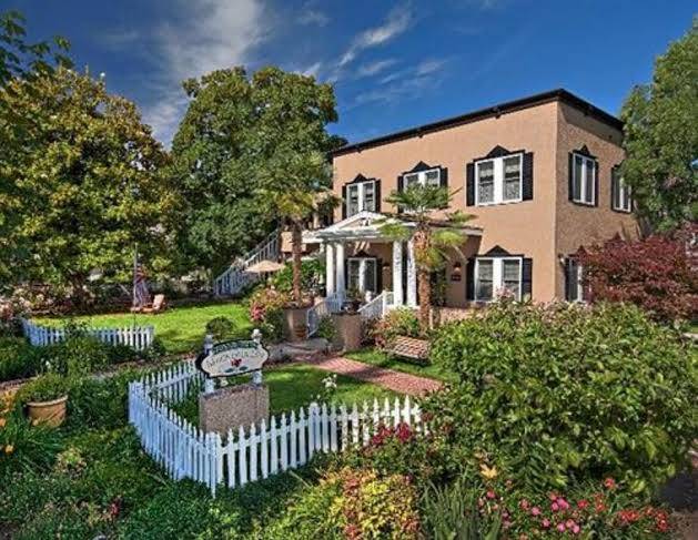 Jacksonville's magnolia inn