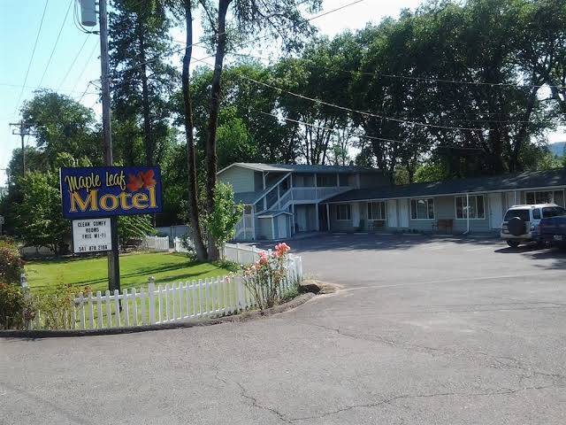 Maple leaf motel