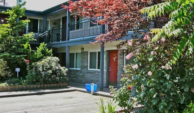 Timbers motel
