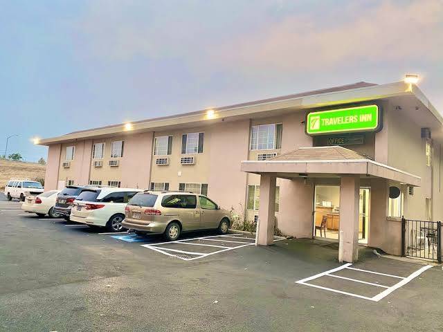 Travelers inn medford
