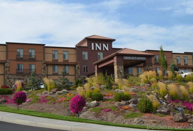 The inn at cross keys station
