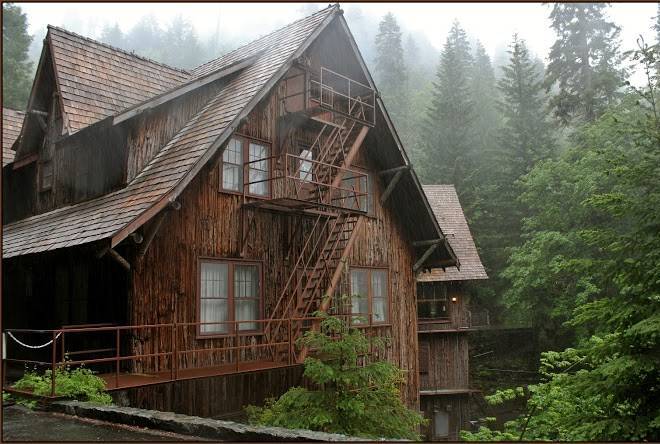 Chateau at the oregon caves