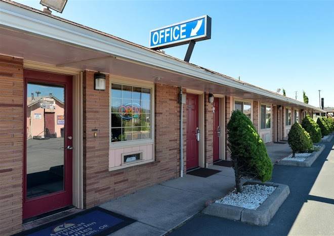Americas best value inn & suites klamath falls