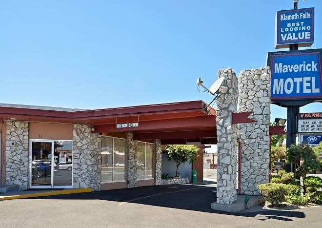 Maverick motel