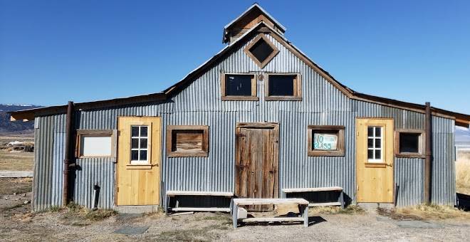 Summer lake hot springs