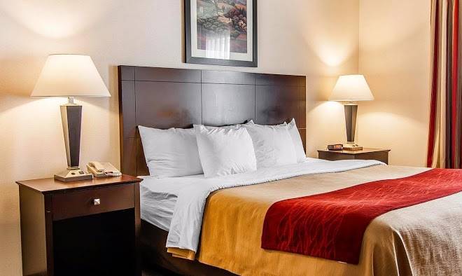 Comfort inn & suites