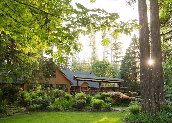 Eagle rock lodge