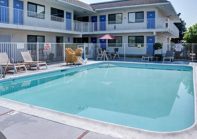 Motel 6 springfield or eugene north