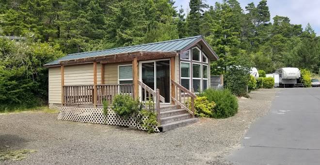 Woahink lake rv resort